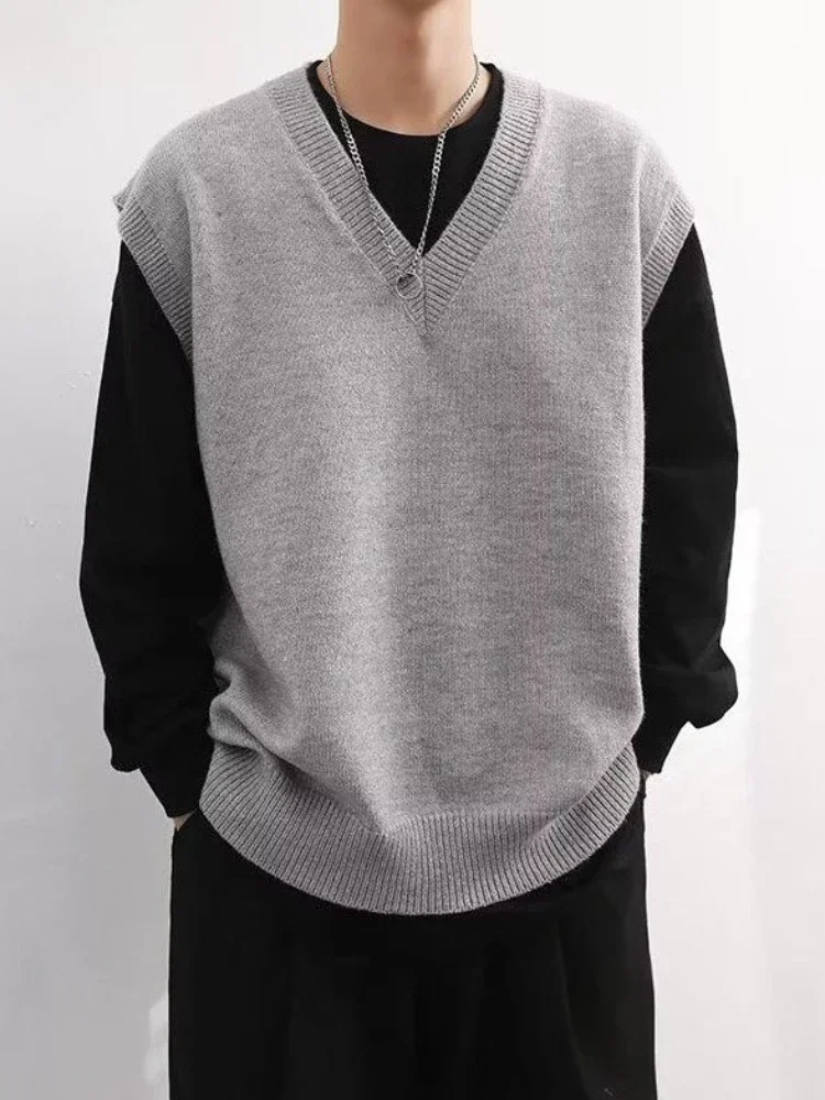 Colete colete bege com decote  - Winter Clothing Trends 2025 avaliação e preço